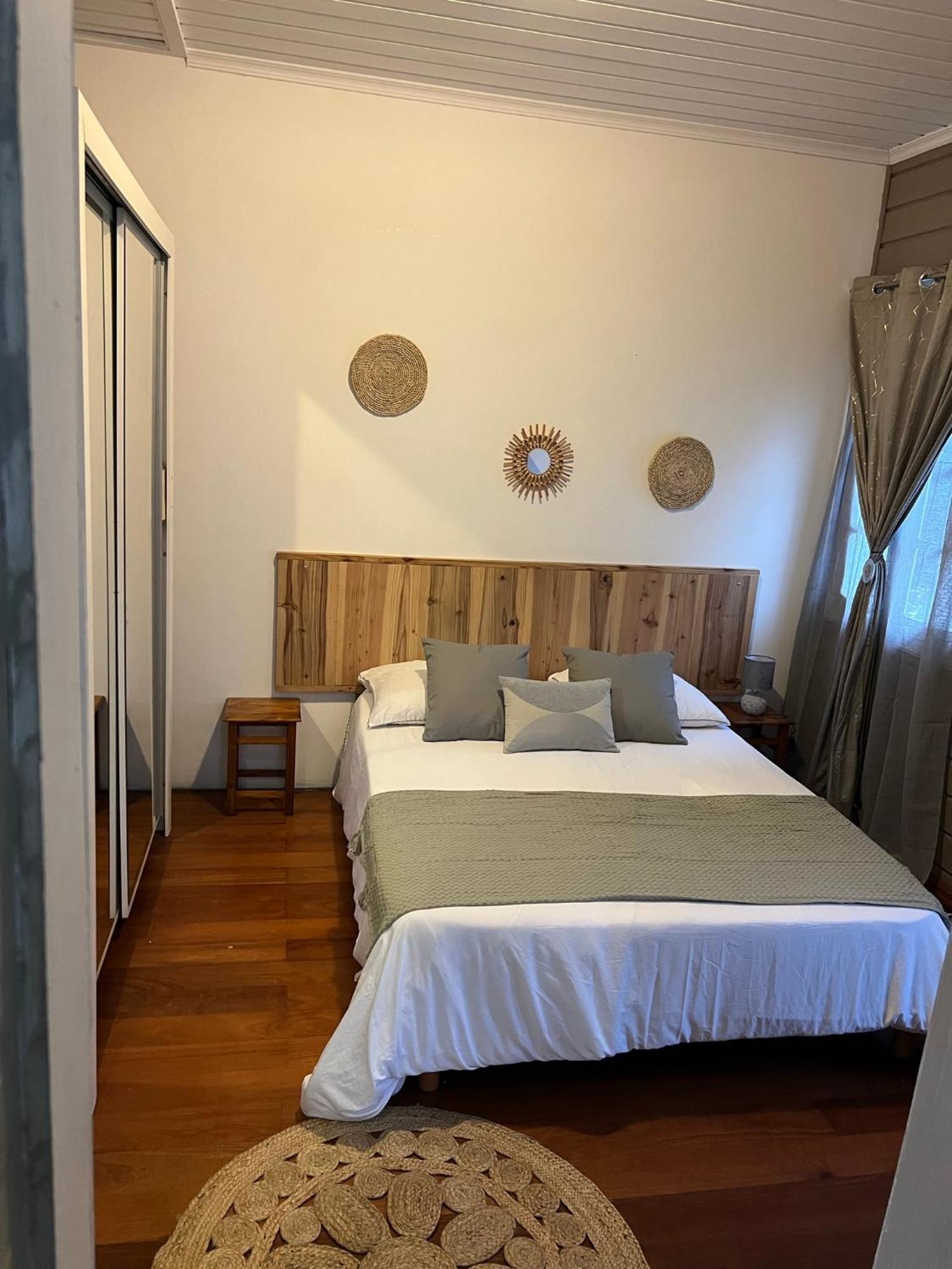Le Calbanon Cilaos Guest House Exterior photo